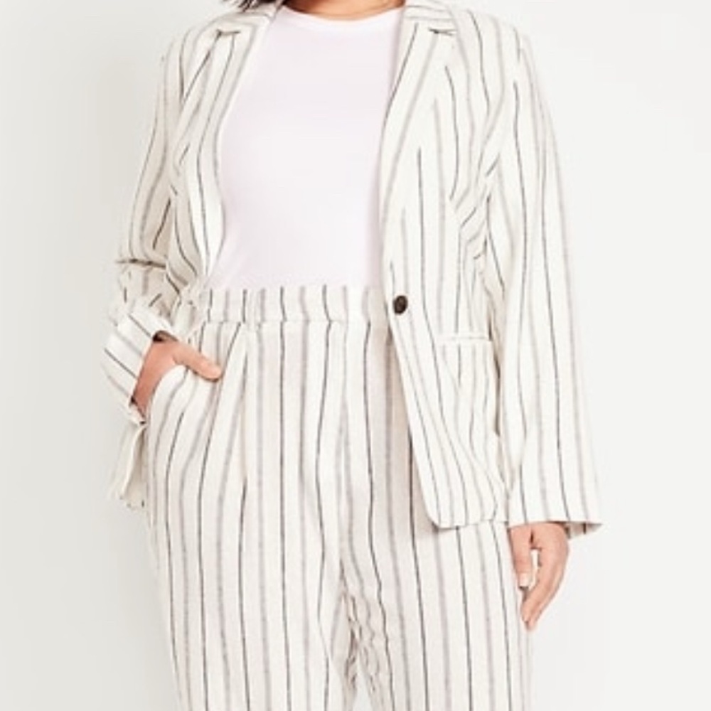 Old Navy Taylor Black and White Wide-Leg linen Trousers and Jacket